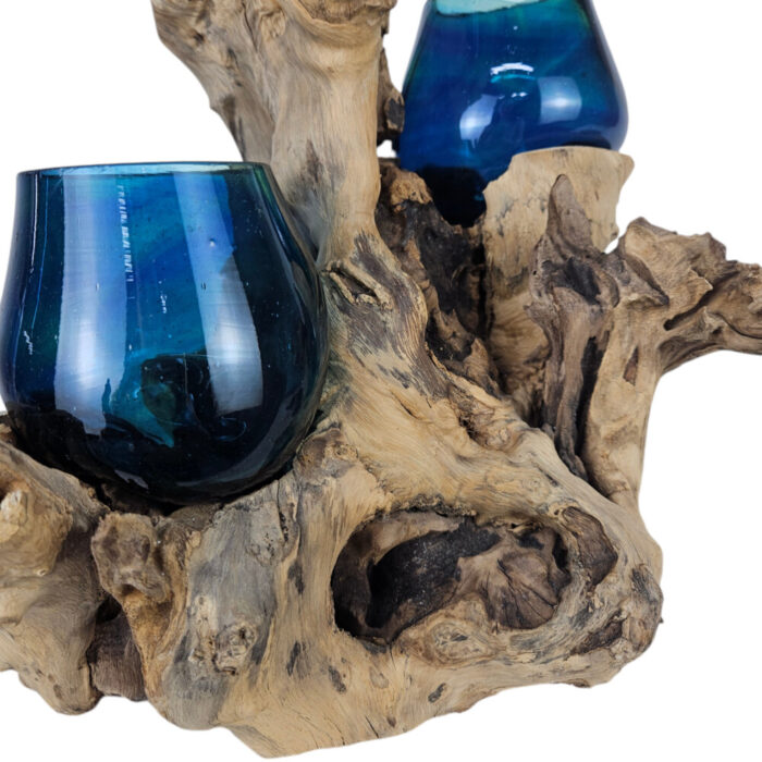 Abstract-Glass-Bowls-On-Wood-Blue-Close-Up.jpg Abstract-Glass-Bowls-On-Wood-Blue-Close-Up.jpg