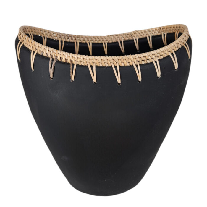 Elegant decorative vase Elegant decorative vase