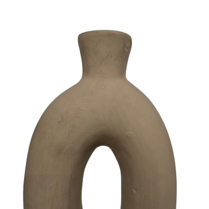 Beige-Oval-Terra-Vase-Close.jpg Beige-Oval-Terra-Vase-Close.jpg