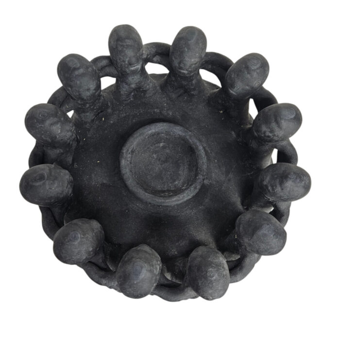 Black-Circle-Of-Men-Candle-Holder-Top.jpg Black-Circle-Of-Men-Candle-Holder-Top.jpg