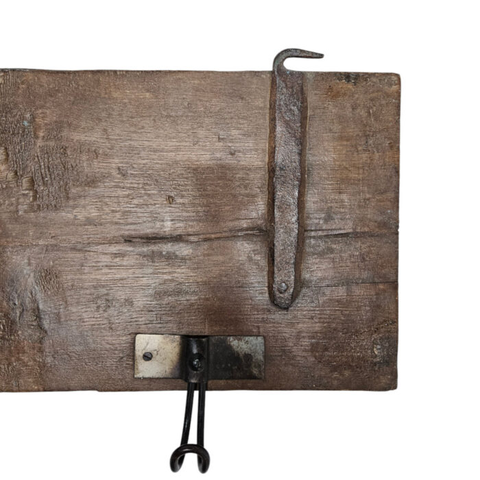 Brown-Vintage-Wall-Hook-Close.jpg