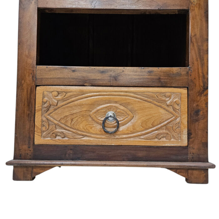 Carved-2-Tone-Bedside-Pedestal-Bottom.jpg Carved-2-Tone-Bedside-Pedestal-Bottom.jpg