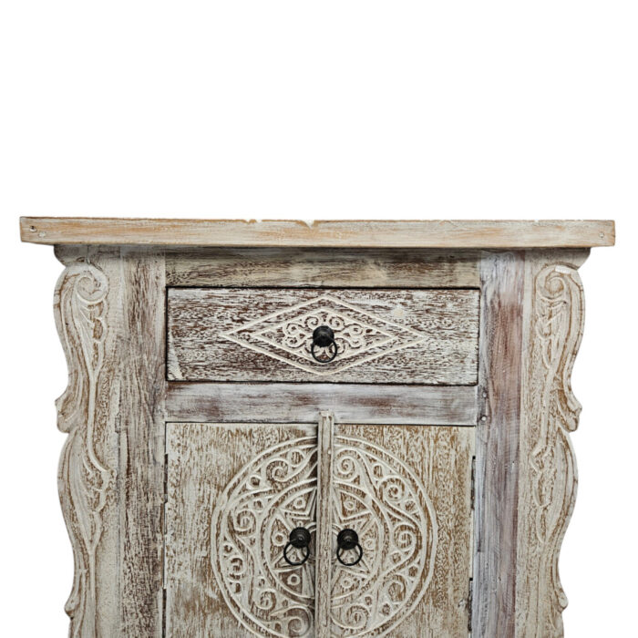Carved-Bedside-Pedestal-BEB8260-Front.jpg Carved-Bedside-Pedestal-BEB8260-Front.jpg