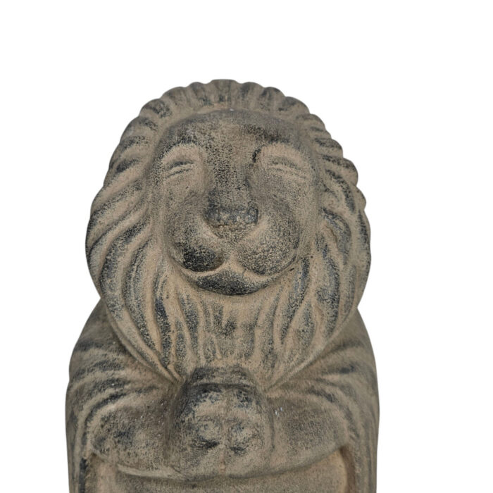 Cement-Lion-Praying-Statue-Close.jpg