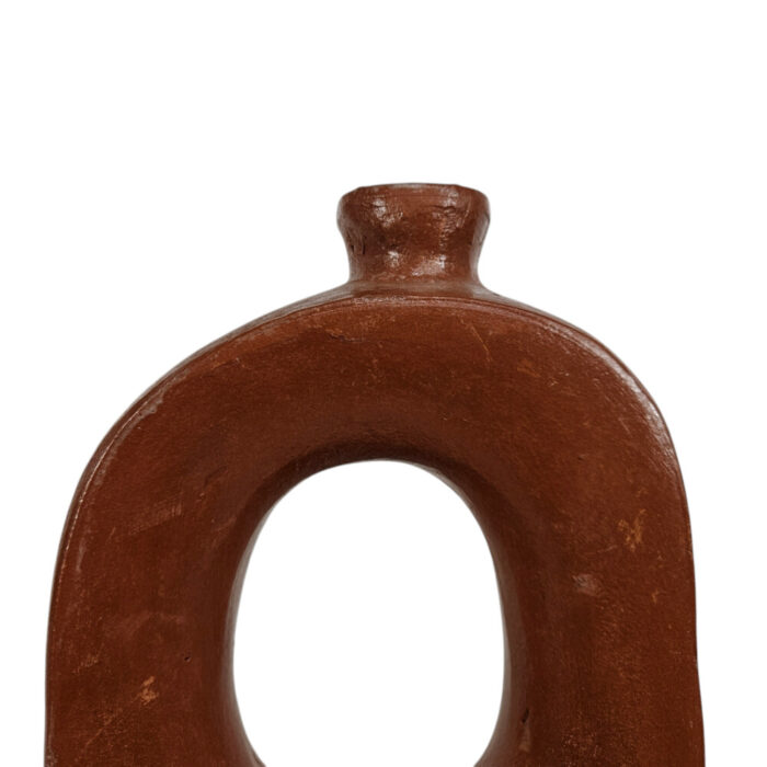 Decorative-Terra-Akura-Vase-Close-Top.jpg Decorative-Terra-Akura-Vase-Close-Top.jpg