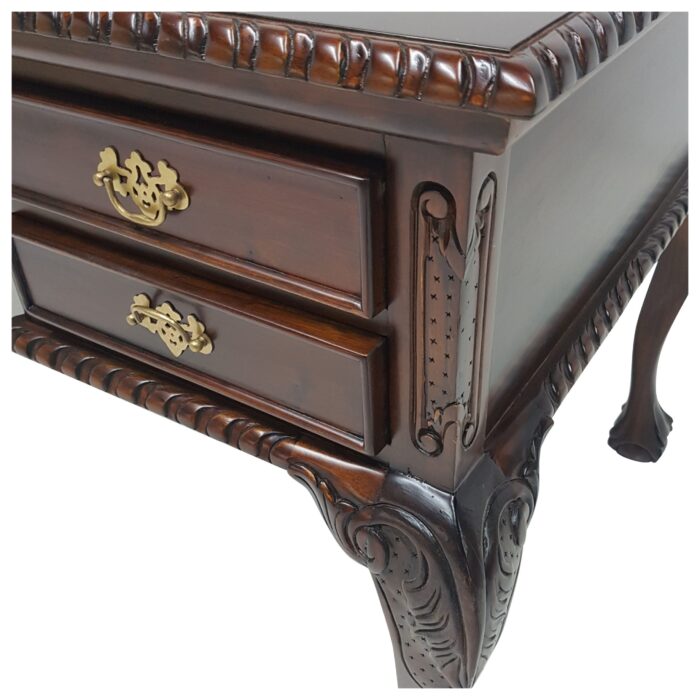 Desk-Chippandale-Concave-Writing-BUA0231-Detail-Sotran-scaled-1.jpg Desk-Chippandale-Concave-Writing-BUA0231-Detail-Sotran-scaled-1.jpg