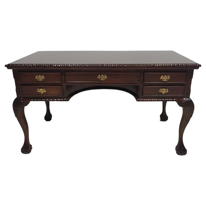 Desk-Chippandale-Concave-Writing-BUA0231-Sotran-scaled-1.jpg Desk-Chippandale-Concave-Writing-BUA0231-Sotran-scaled-1.jpg