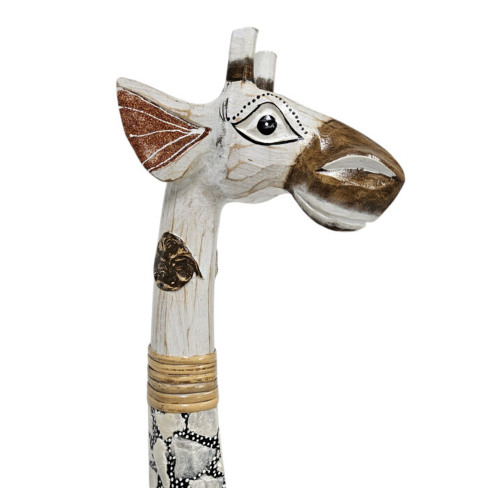 Emmy-Giraffe-Standing-180cm-Close-Head.jpg Emmy-Giraffe-Standing-180cm-Close-Head.jpg