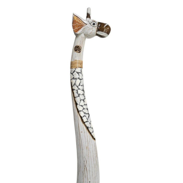 Emmy-Giraffe-Standing-200cm-Close-Neck.jpg