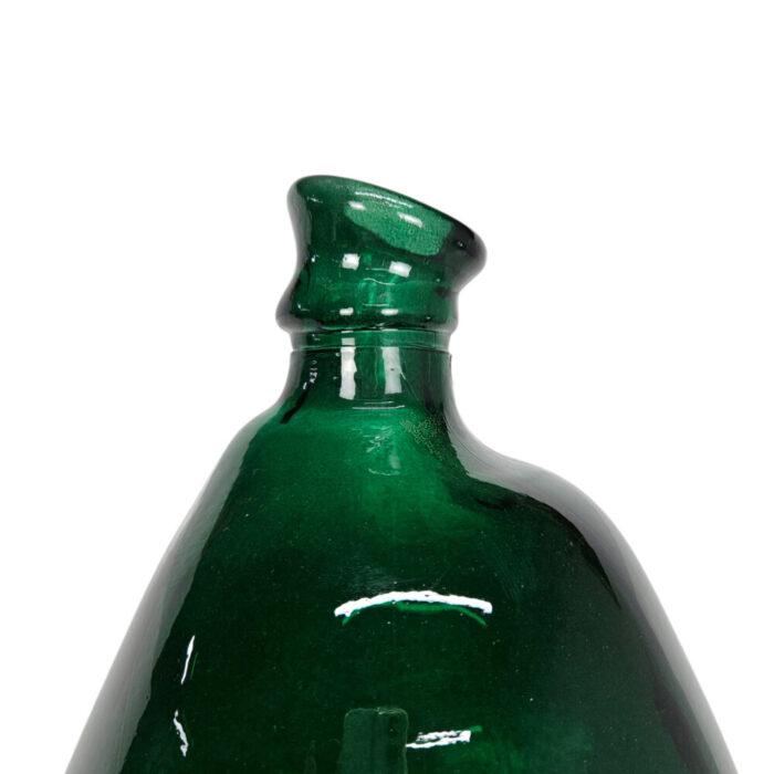 Forest-Green-Bottl-Vase-Close.jpg Forest-Green-Bottl-Vase-Close.jpg