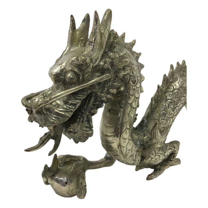 GOL0094-Dragon-With-Ball-Metal-Silver-35x7x15cm-Detail-Sotran.jpg GOL0094-Dragon-With-Ball-Metal-Silver-35x7x15cm-Detail-Sotran.jpg
