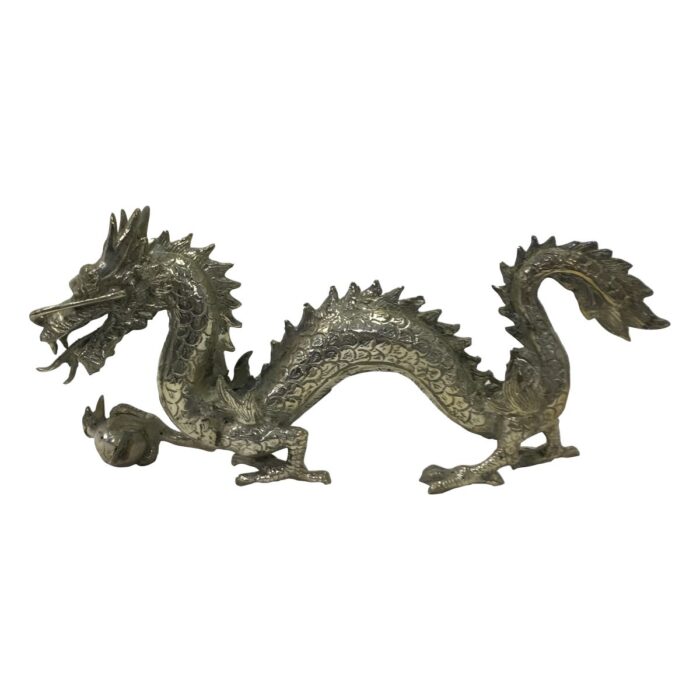 GOL0094-Dragon-With-Ball-Metal-Silver-35x7x15cm-Sotran.jpg GOL0094-Dragon-With-Ball-Metal-Silver-35x7x15cm-Sotran.jpg