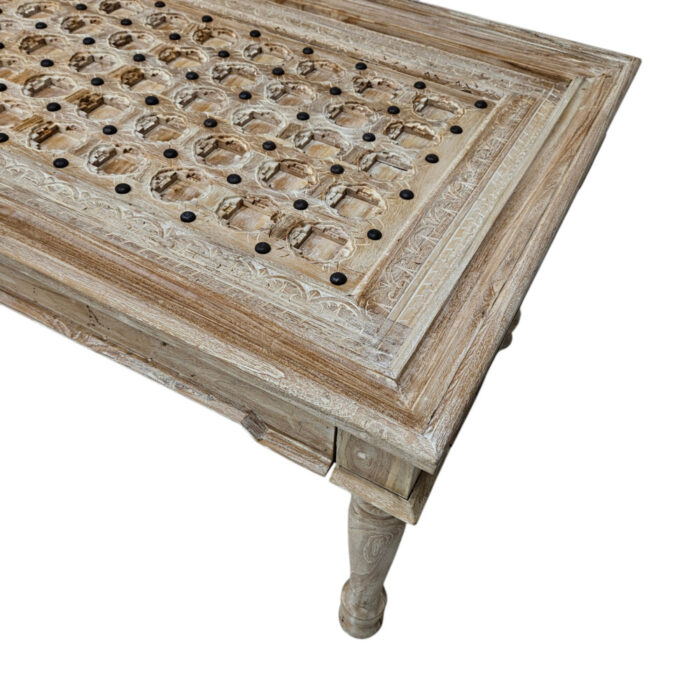 Geometric-Dining-Table-Close-Up.jpg Geometric-Dining-Table-Close-Up.jpg