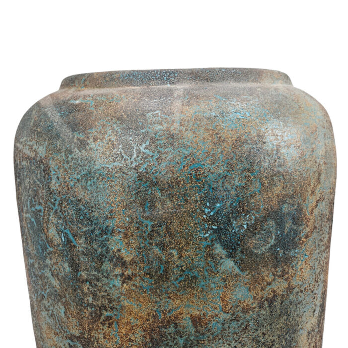 Green-Floor-Standing-Vase-Close-Up.jpg Green-Floor-Standing-Vase-Close-Up.jpg