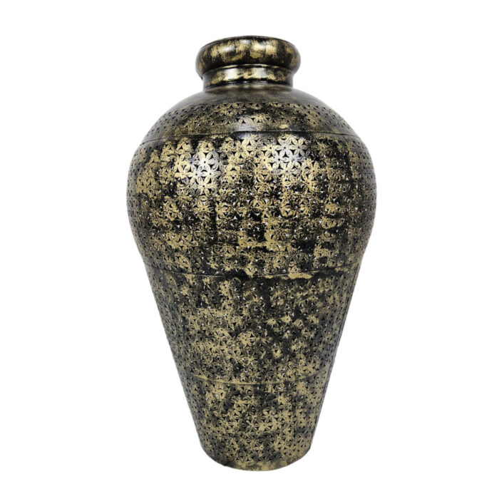 Iron-Floor-Standing-Lantern-Pot-Front.jpg Iron-Floor-Standing-Lantern-Pot-Front.jpg