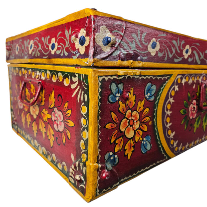Iron-Floral-Decorative-Trunk-Side-Close.jpg Iron-Floral-Decorative-Trunk-Side-Close.jpg