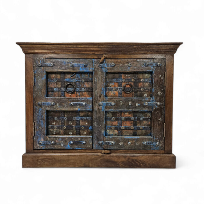 Kiyana-C-Wodoen-Sideboard-Main.jpg Kiyana-C-Wodoen-Sideboard-Main.jpg