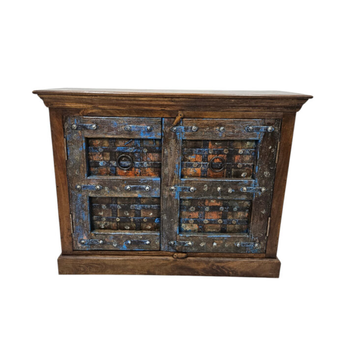 Kiyana-C-Wodoen-Sideboard-Top.jpg Kiyana-C-Wodoen-Sideboard-Top.jpg