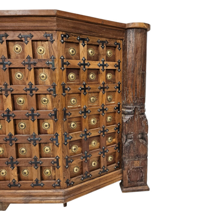 Manjo-Wooden-Bar-Counter-Brass-Detailing-Close-Up.jpg Manjo-Wooden-Bar-Counter-Brass-Detailing-Close-Up.jpg