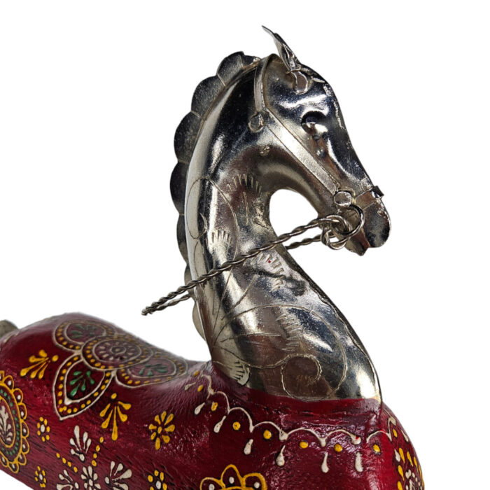 Metal-Dekorative-Horse-On-Stand-Close-Up-Side-View.jpg Metal-Dekorative-Horse-On-Stand-Close-Up-Side-View.jpg