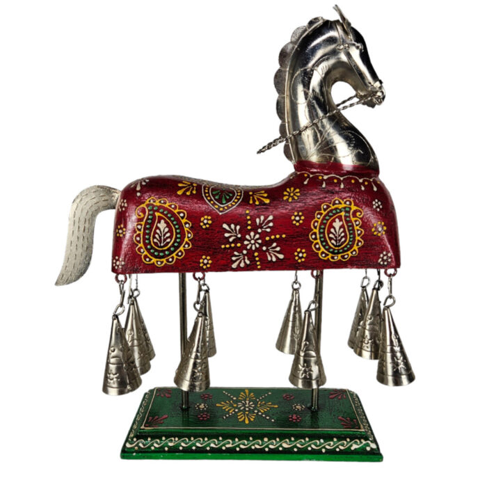 Metal-Dekorative-Horse-On-Stand-Side-View.jpg Metal-Dekorative-Horse-On-Stand-Side-View.jpg