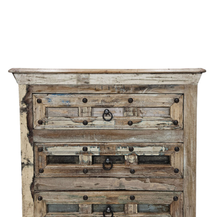 Nautical-Chest-Of-Drwaers-Close.jpg Nautical-Chest-Of-Drwaers-Close.jpg