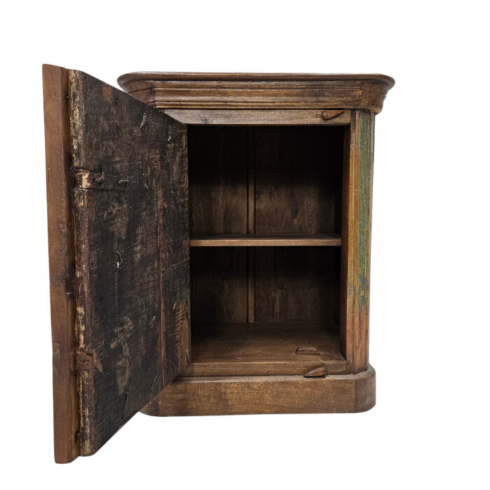 Raaz-Chunky-P4-Bedside-Pedestal-Open.jpg