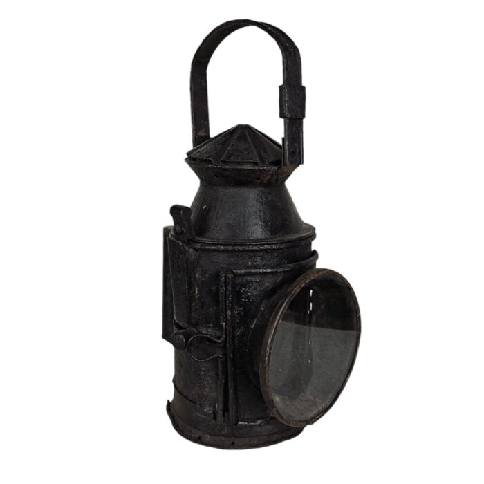 Railway-Lantern-Black-Vintage.jpg Railway-Lantern-Black-Vintage.jpg