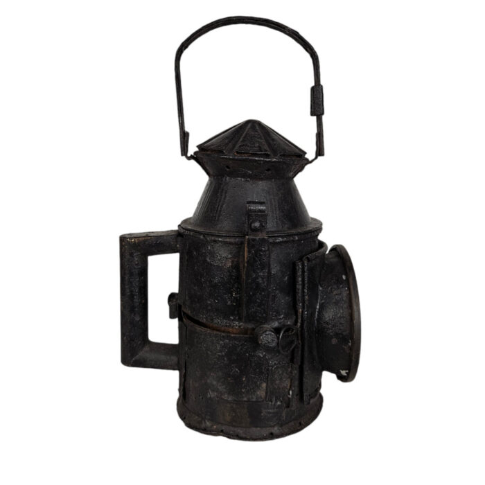 Railway-Lantern-Black-Vintage-Side.jpg Railway-Lantern-Black-Vintage-Side.jpg