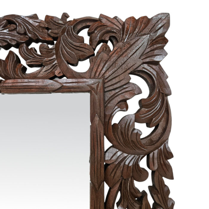 Renaissance-Rectangular-Mirror-Close.jpg Renaissance-Rectangular-Mirror-Close.jpg