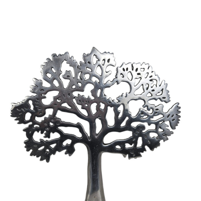 Silver-Decorative-Tree-Of-Life-Close-Up.jpg Silver-Decorative-Tree-Of-Life-Close-Up.jpg