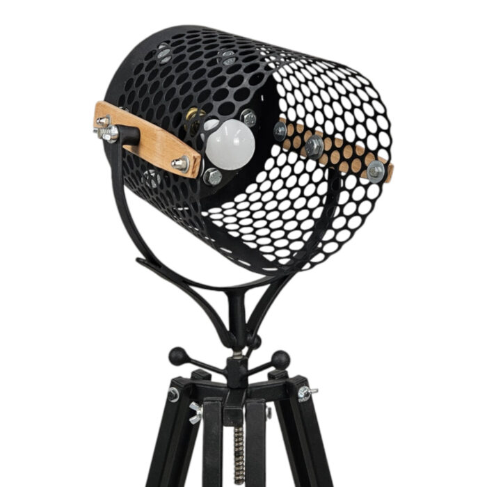 Steel-And-Wooden-Tripod-Lamp-Floor-Standing-Close-Up-Top.jpg Steel-And-Wooden-Tripod-Lamp-Floor-Standing-Close-Up-Top.jpg
