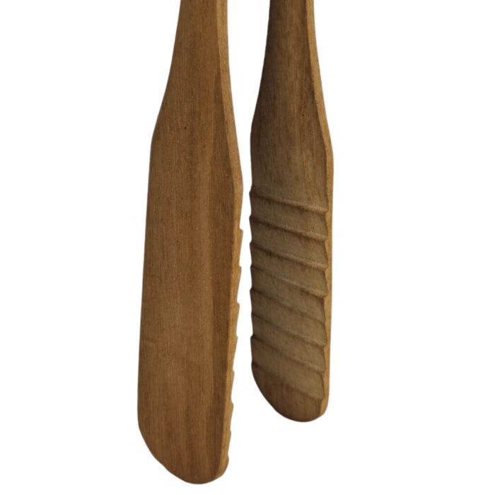 Teak-Serving-Tongs-Close-Up.jpg