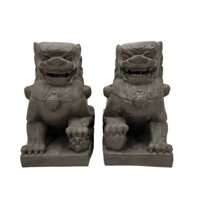 Stone-look temple lions