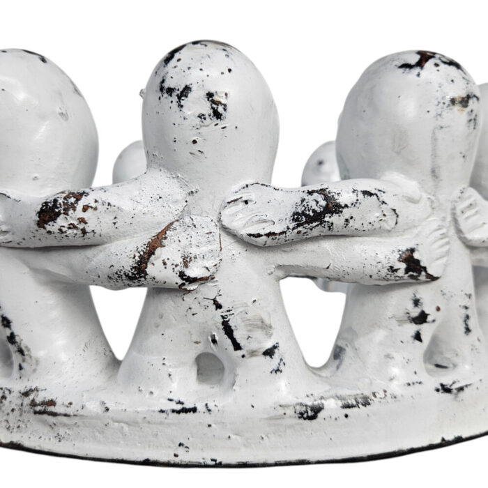 White-Circle-Of-Men-Candle-Holder-Close.jpg White-Circle-Of-Men-Candle-Holder-Close.jpg