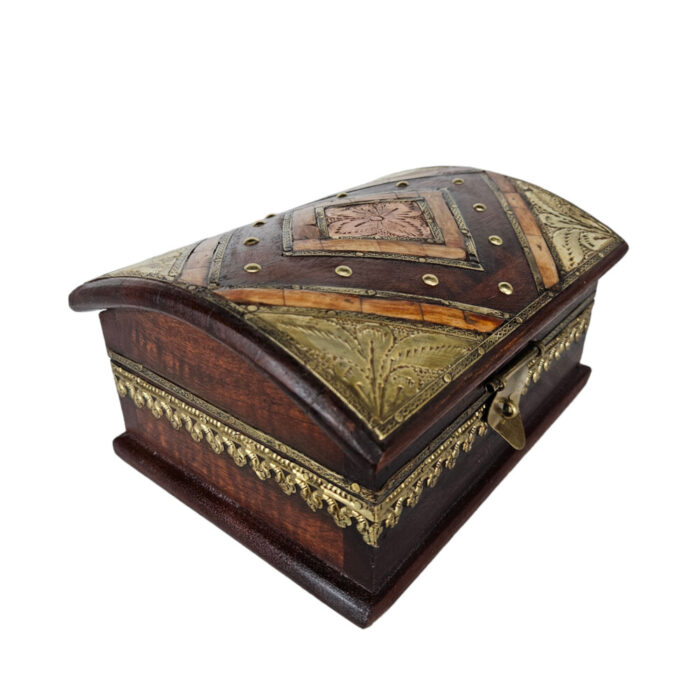 Wooden-And-Brass-Colored-Trinket-Box-Large-Top-Side-1.jpg Wooden-And-Brass-Colored-Trinket-Box-Large-Top-Side-1.jpg