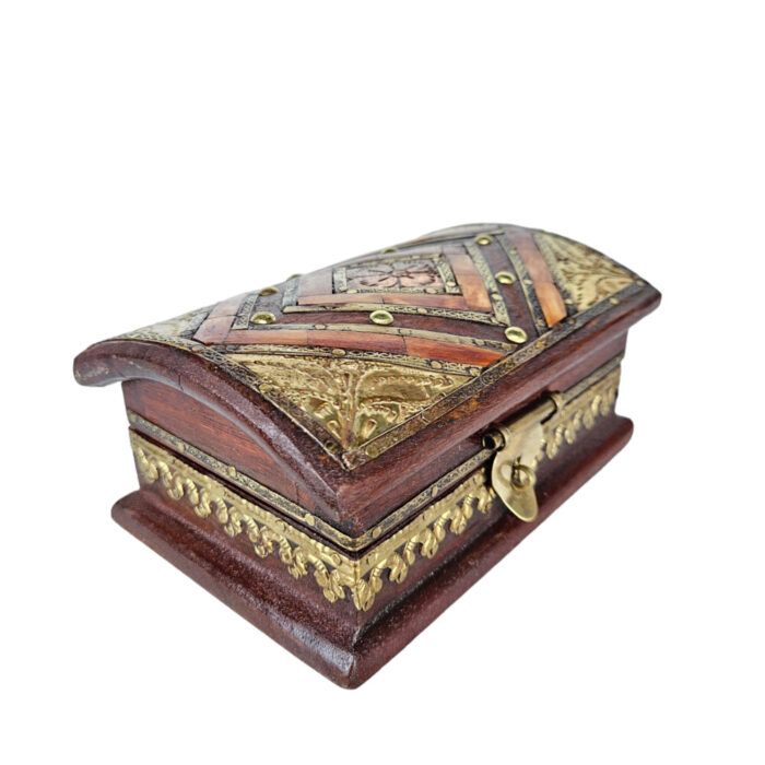 Wooden-And-Brass-Colored-Trinket-Box-Large-Top-Side-2.jpg Wooden-And-Brass-Colored-Trinket-Box-Large-Top-Side-2.jpg