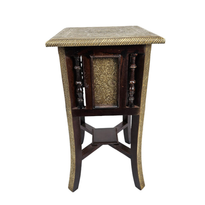 Wooden-Brass-Detailing-Side-Table-Front.jpg Wooden-Brass-Detailing-Side-Table-Front.jpg