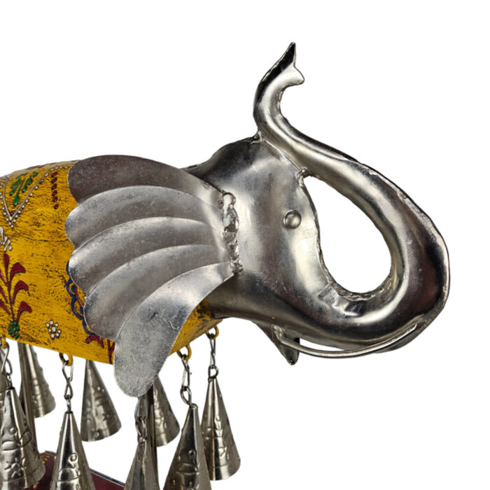 Yellow-Metal-Dekorative-Elephant-On-Stand-Trunk.jpg Yellow-Metal-Dekorative-Elephant-On-Stand-Trunk.jpg