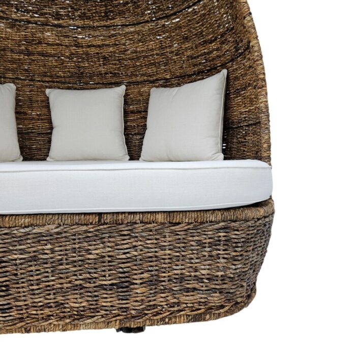 Samba-Egg-Chair-Close-Bottom Samba-Egg-Chair-Close-Bottom