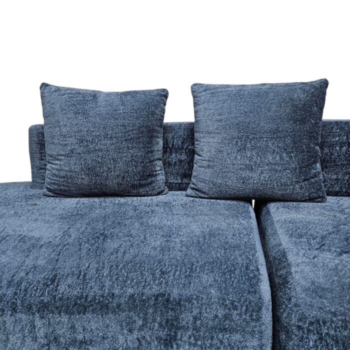 Boneless Milla Couch Close Boneless Milla Couch