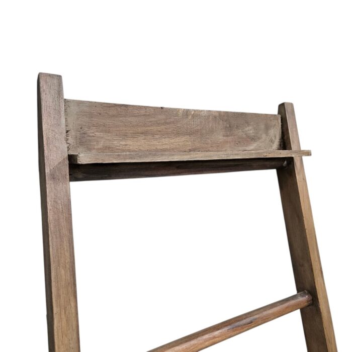 Wooden MAD Towel Racks Main MAD3505 Close