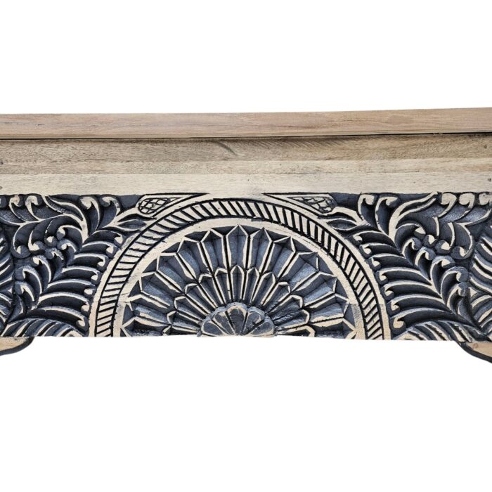 Onyx Detailed Carved Bench KMF37004 Front Close Onyx Detailed Carved Bench KMF37004 Front Close