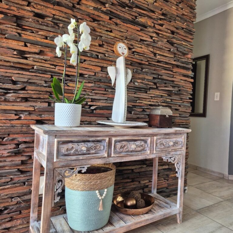 Sotran Console Table