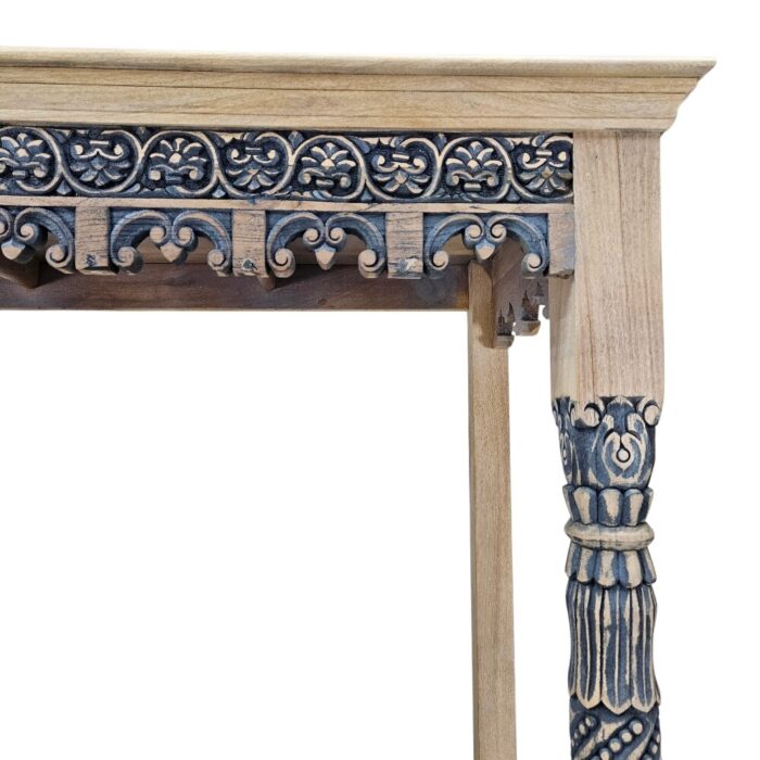 Lazuli Canopy Daybed