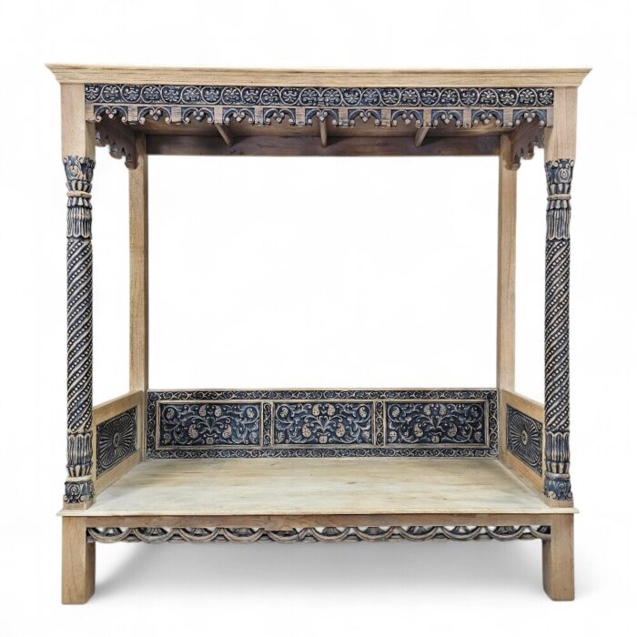 Lazuli Canopy Daybed