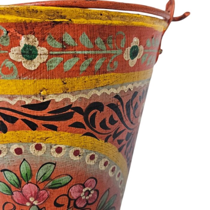 Painted Metal Bucket KMH9960B Close Painted Metal Bucket KMH9960B Close