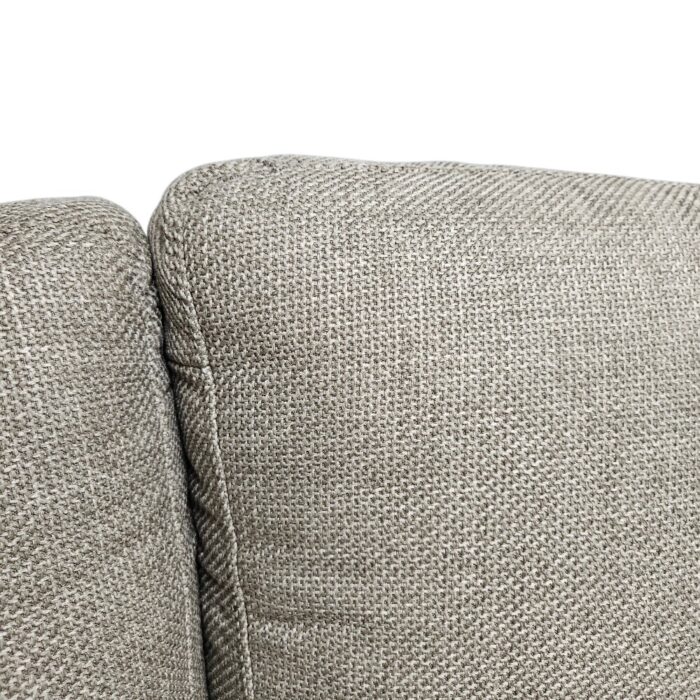 Caprivi-Daybed-FCL3304A-Close-Up.jpg Caprivi-Daybed-FCL3304A-Close-Up.jpg