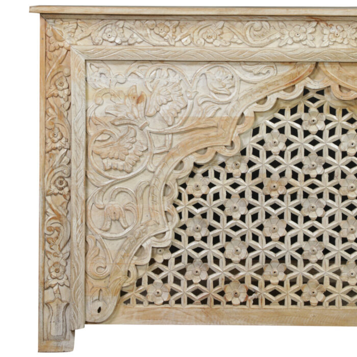 MCB8565-Carved-ConsoleSideboard-MCB8565-Close-Up-Side.jpg MCB8565-Carved-ConsoleSideboard-MCB8565-Close-Up-Side.jpg